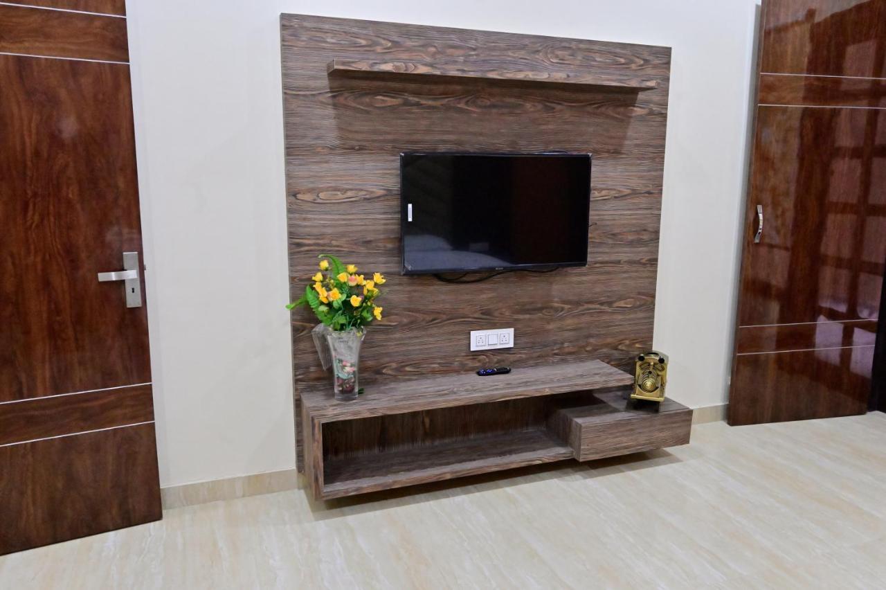 Ideal Home Stay Амритсар Экстерьер фото