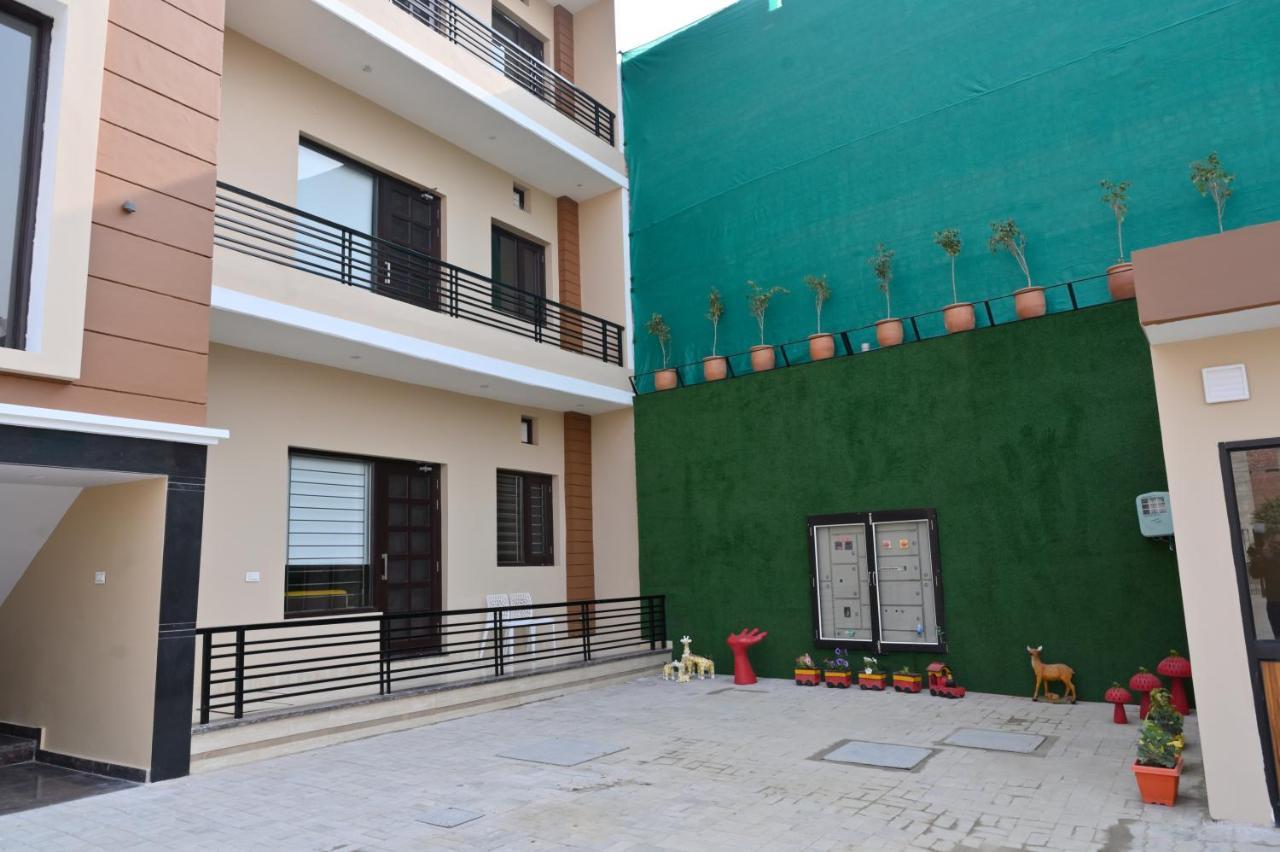 Ideal Home Stay Амритсар Экстерьер фото
